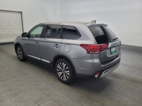 Used 2019 Mitsubishi Outlander SE image 5
