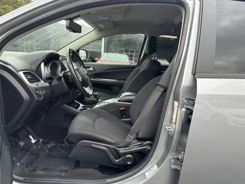 Used 2016 Dodge Journey SE w/ Flexible Seating Group image 20