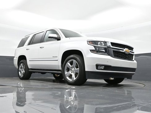 Used 2019 Chevrolet Tahoe LT w/ Luxury Package image 40