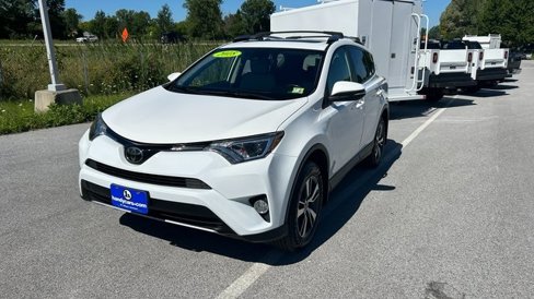 Used 2018 Toyota RAV4 XLE image 8