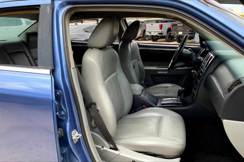 Used 2007 Chrysler 300 Touring w/ Comfort/Convenience Group image 8