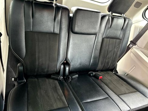 Used 2019 Dodge Grand Caravan SXT image 13