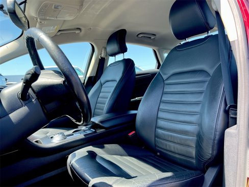 Used 2017 Ford Fusion Energi SE image 17