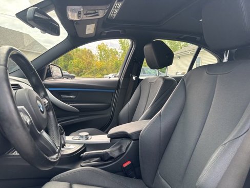 Used 2018 BMW 330i xDrive Sedan image 7