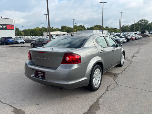Used 2012 Dodge Avenger SE image 3