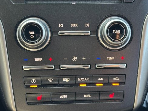 Used 2016 Lincoln MKC Premiere image 17