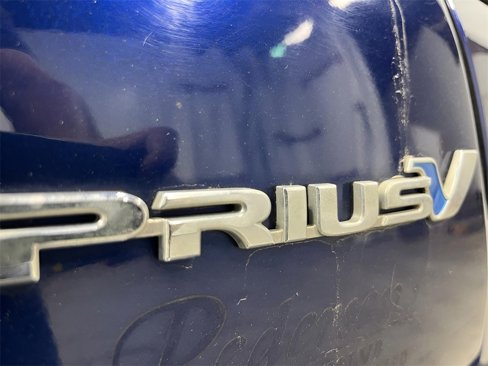 Used 2012 Toyota Prius V Two image 16