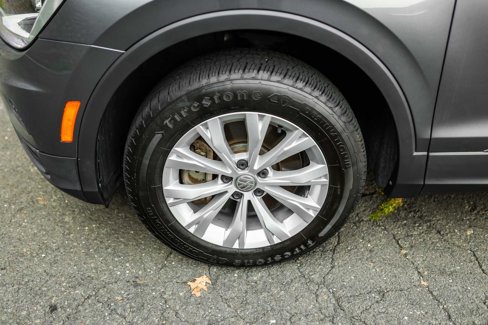 Used 2020 Volkswagen Tiguan S image 11