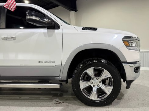Used 2019 RAM 1500 Laramie image 8