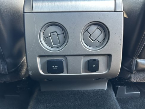 Used 2014 Ford F150 Platinum image 30