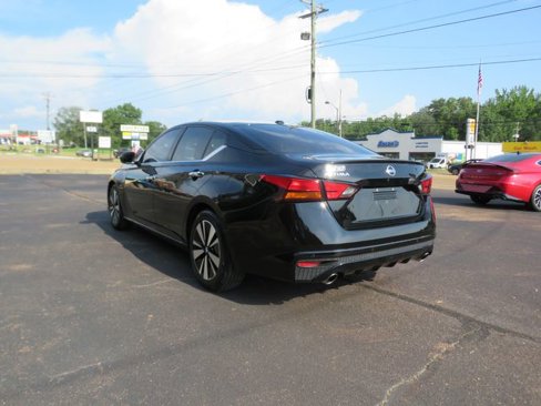 Used 2019 Nissan Altima 2.5 SV image 7