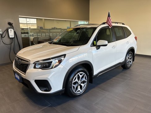 Used 2021 Subaru Forester Premium image 17