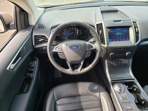 Used 2020 Ford Edge SEL w/ Convenience Package image 17