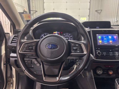 Used 2019 Subaru Crosstrek 2.0i Premium w/ Eyesight System image 17