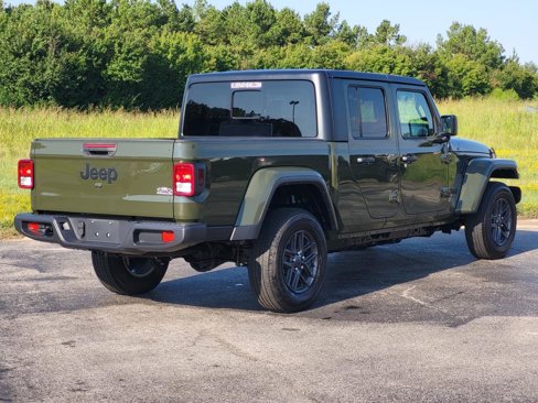 Used 2024 Jeep Gladiator Sport image 8