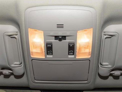 Used 2018 Toyota RAV4 XLE image 15