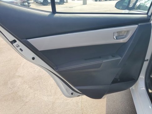 Used 2019 Toyota Corolla LE image 15
