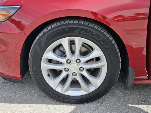 Certified 2017 Chevrolet Malibu LT w/ Leather Package image 35