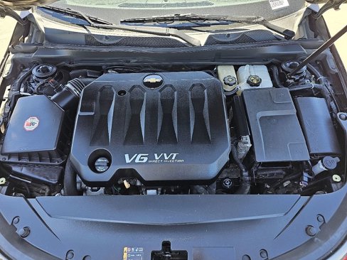 Used 2016 Chevrolet Impala LTZ image 16
