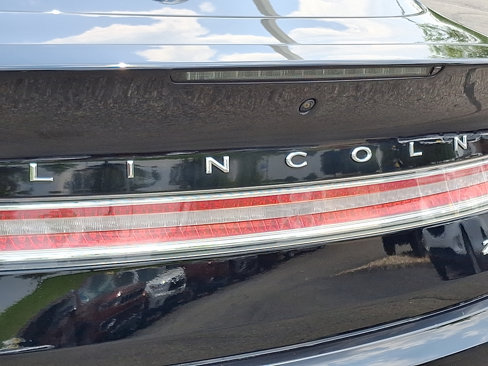 Used 2017 Lincoln MKZ Premiere image 29