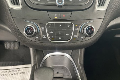 Used 2023 Chevrolet Malibu LT image 40