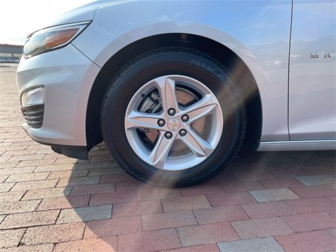 Used 2020 Chevrolet Malibu LS image 10