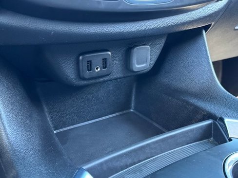 Used 2019 Chevrolet Traverse LT image 13