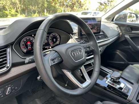 Used 2024 Audi Q5 2.0T Premium Plus w/ Premium Plus Package image 18