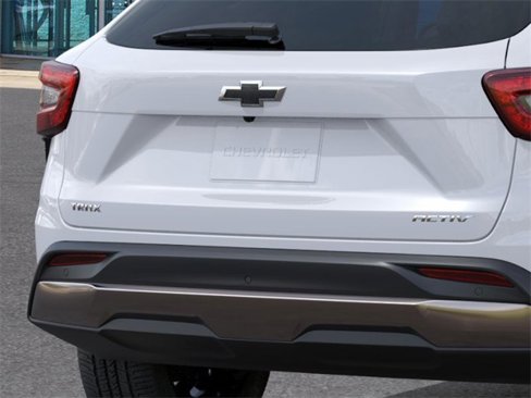 New 2026 Chevrolet Trax ACTIV w/ Driver Confidence Package image 15
