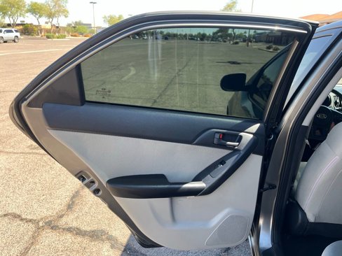 Used 2012 Kia Forte EX image 22