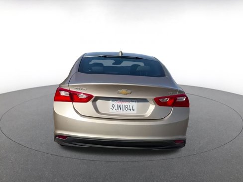 Used 2024 Chevrolet Malibu LT image 12