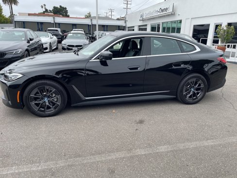Used 2022 BMW i4 eDrive40 image 11