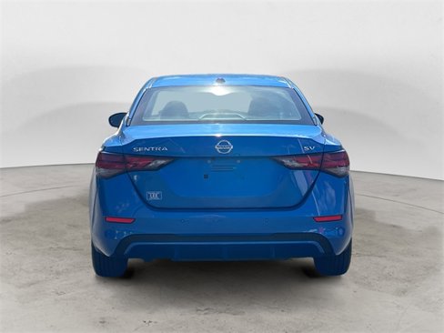 Used 2021 Nissan Sentra SV image 4