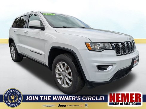 Used 2021 Jeep Grand Cherokee Laredo X image 1