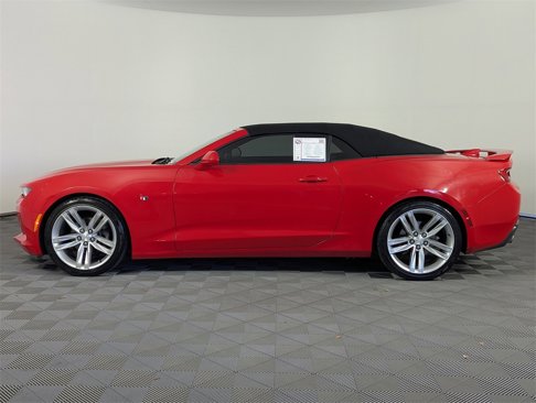 Used 2017 Chevrolet Camaro LT image 4