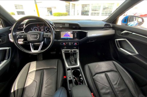 Used 2023 Audi Q3 2.0T Premium image 15