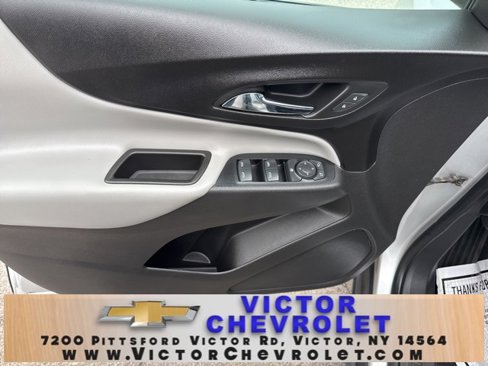 Used 2020 Chevrolet Equinox LS w/ LS Convenience Package image 11