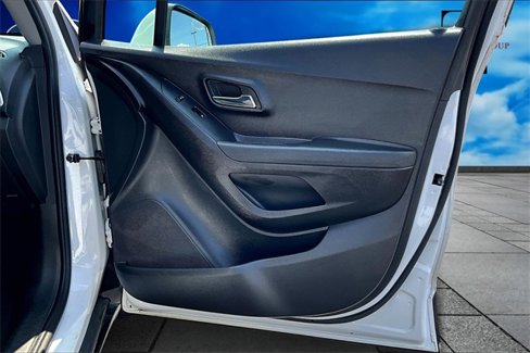 Used 2019 Chevrolet Trax LT image 23