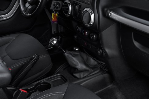 Used 2013 Jeep Wrangler Sahara w/ Dual Top Group image 20