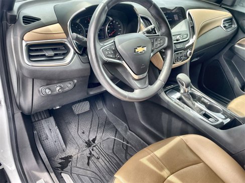Used 2022 Chevrolet Equinox Premier image 11