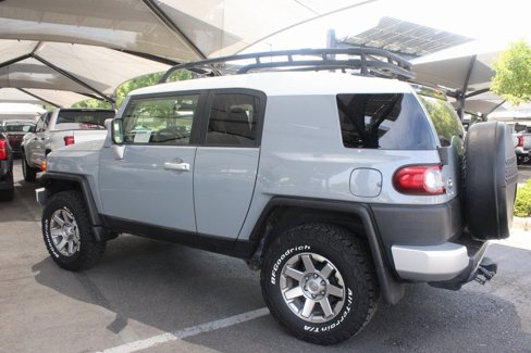 Used 2014 Toyota FJ Cruiser 4WD image 12