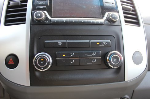Used 2015 Nissan Frontier SV image 27