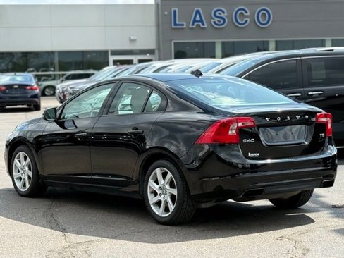Used 2015 Volvo S60 T5 image 39
