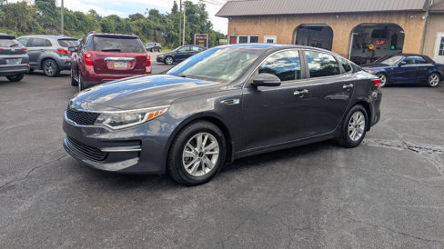 Used 2017 Kia Optima LX w/ Convenience Package image 5