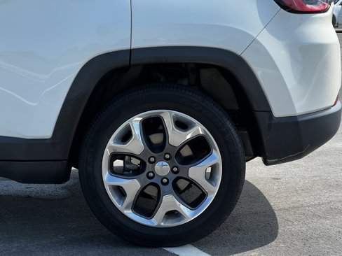 Used 2021 Jeep Compass Limited w/ Sun and Sound Group image 39