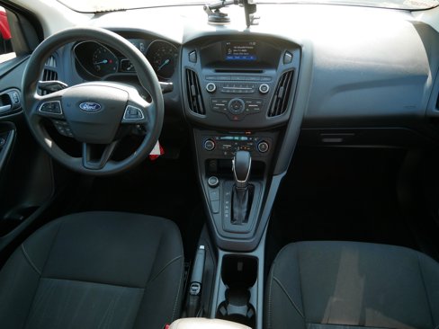Used 2017 Ford Focus SE image 10