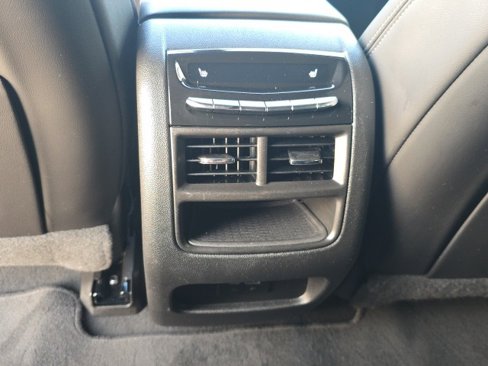 Used 2021 Cadillac XT5 Sportv w/ LPO, ONYX Package image 17
