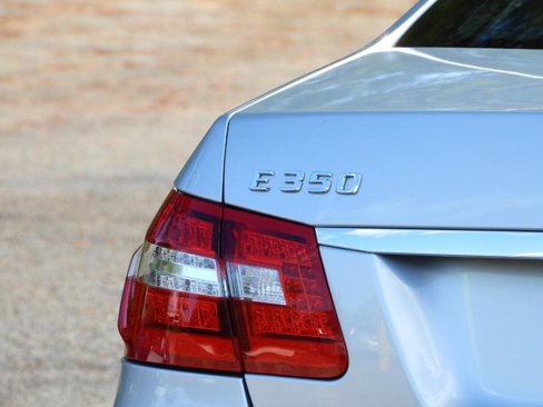 Used 2013 Mercedes-Benz E 350 Sedan image 8