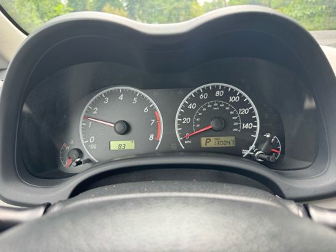 Used 2013 Toyota Corolla LE image 28
