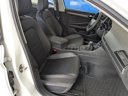 Certified 2024 Volkswagen Jetta SEL image 39